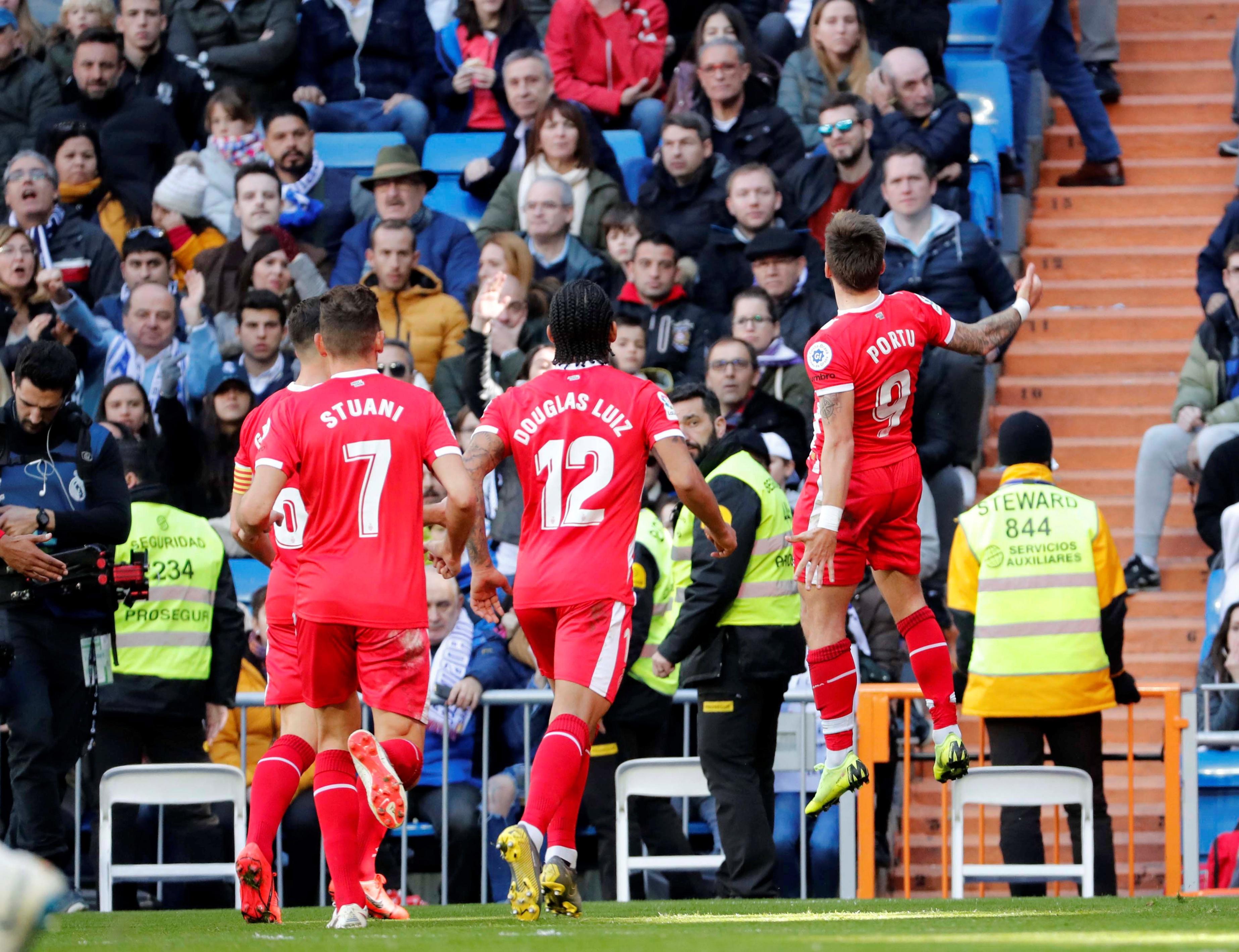 队的对抗中 队的对抗中